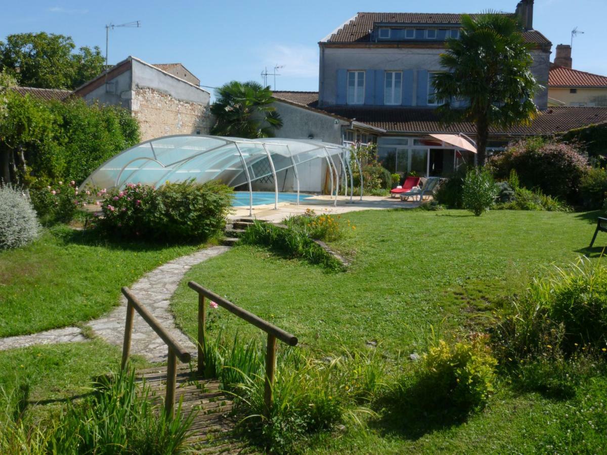 Clos Muneau Aiguillon ภายนอก รูปภาพ
